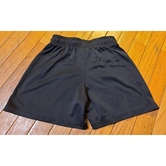 EUC Childs Size Small Nike Dri-Fit Shorts - Picture 2 of 3